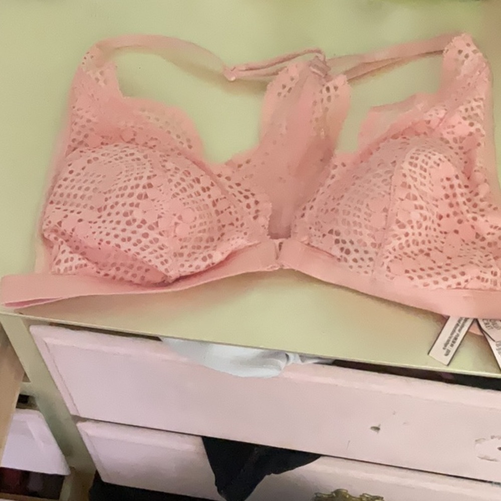 Victoria’s Secret Lace Bralette in Pink